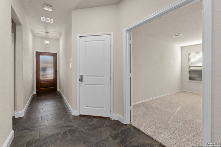 Property Photo: 10306 Midsummer Mdw TX 78109