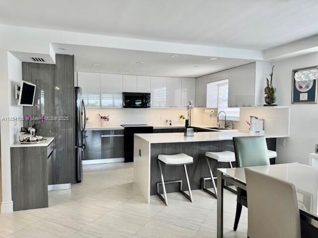 Property Photo: 9250 W Bay Harbor Dr 5A FL 33154