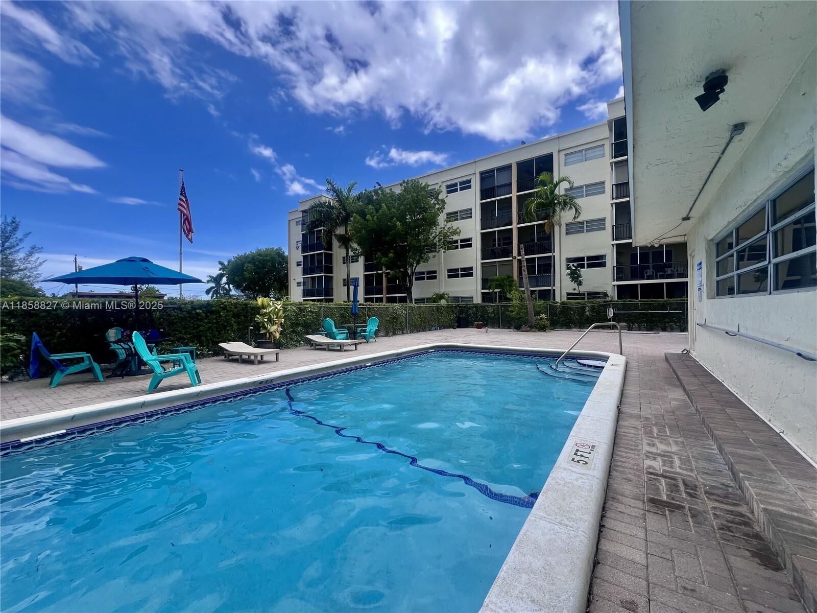 Property Photo:  220 SW 9th Ave 209  FL 33009 