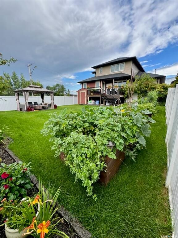 Photo de la propriété:  230 Kinsmen Crescent  SK S0K 0A2 