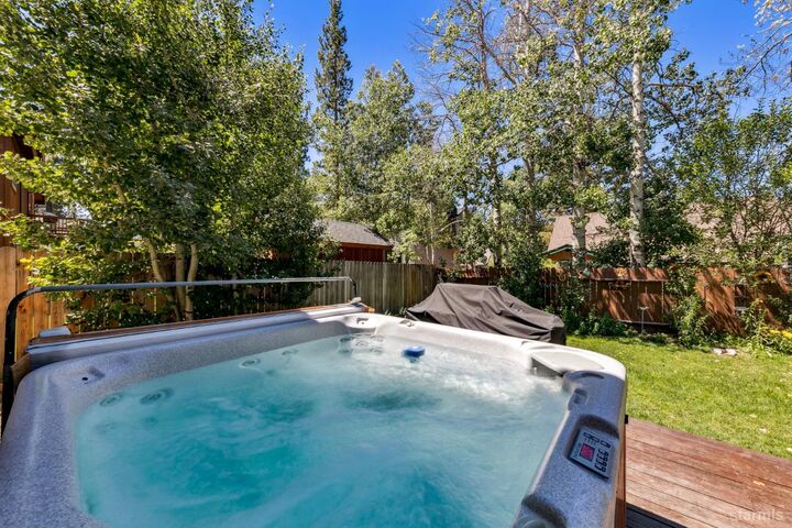 Property Photo: 2182 Lindenwood Drive CA 96150