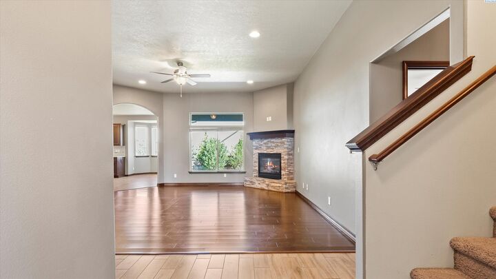 Property Photo:  6370 Cobalt Dr.  WA 99353-6404 