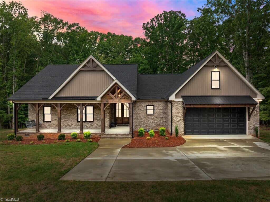 Property Photo:  2589 Northmont Lake Drive  NC 27205 