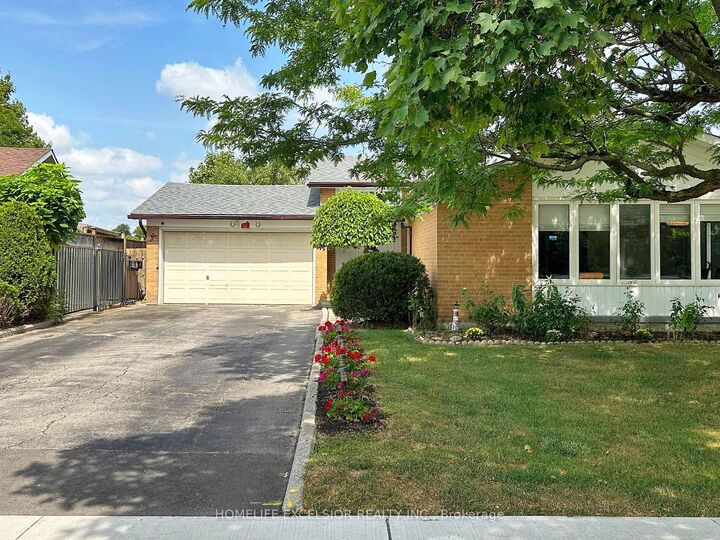 Property Photo: 26 John Garland Boulevard ON M9V 1N3