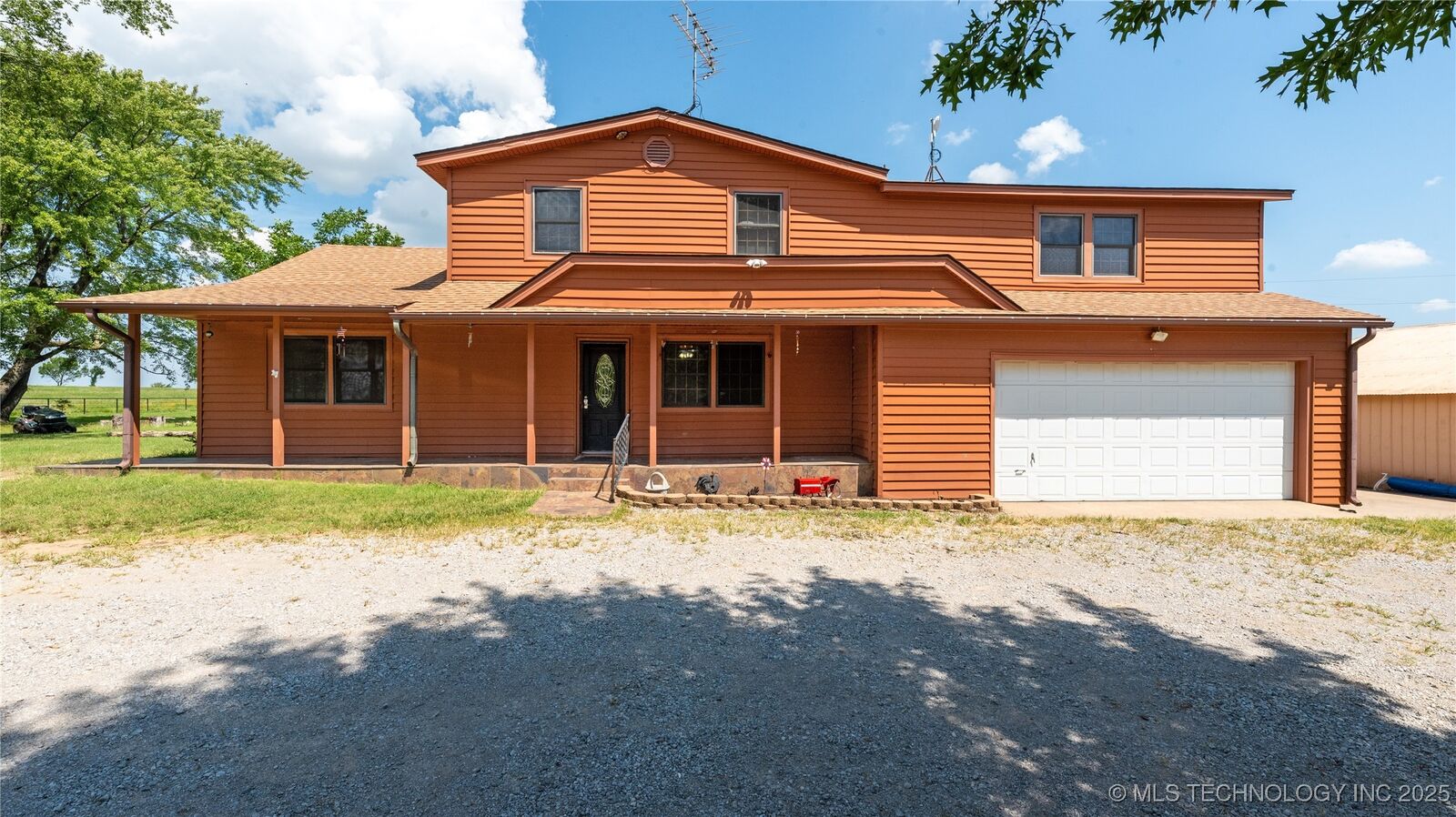 Property Photo:  23611 E 300 Road  OK 74016 