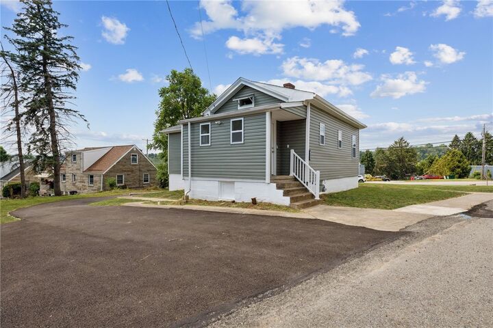 Property Photo:  2005 Pennsylvania Ave  PA 15642 