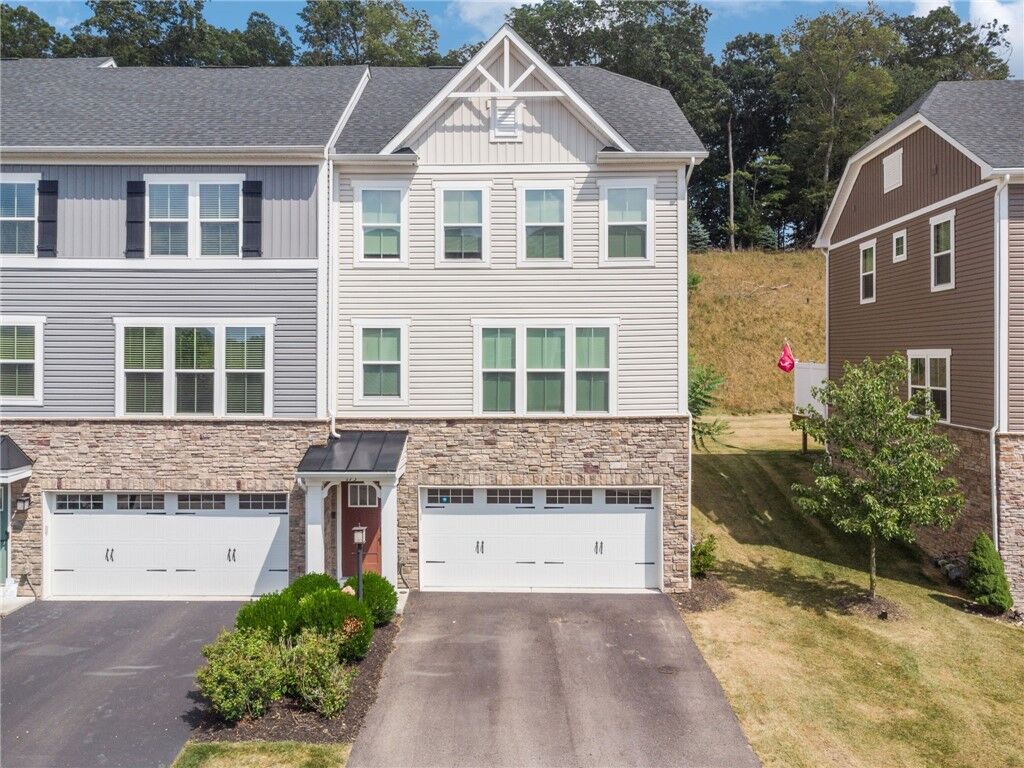 Property Photo:  175 Curtis Ct  PA 15237 