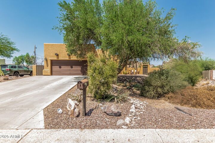 Property Photo: 9820 E Del Monte Avenue AZ 85118