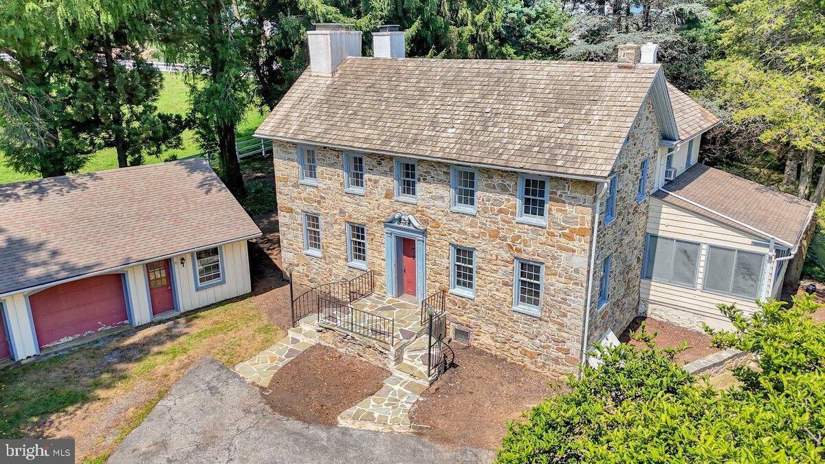 Property Photo:  284 Old Mill Road  PA 19365 