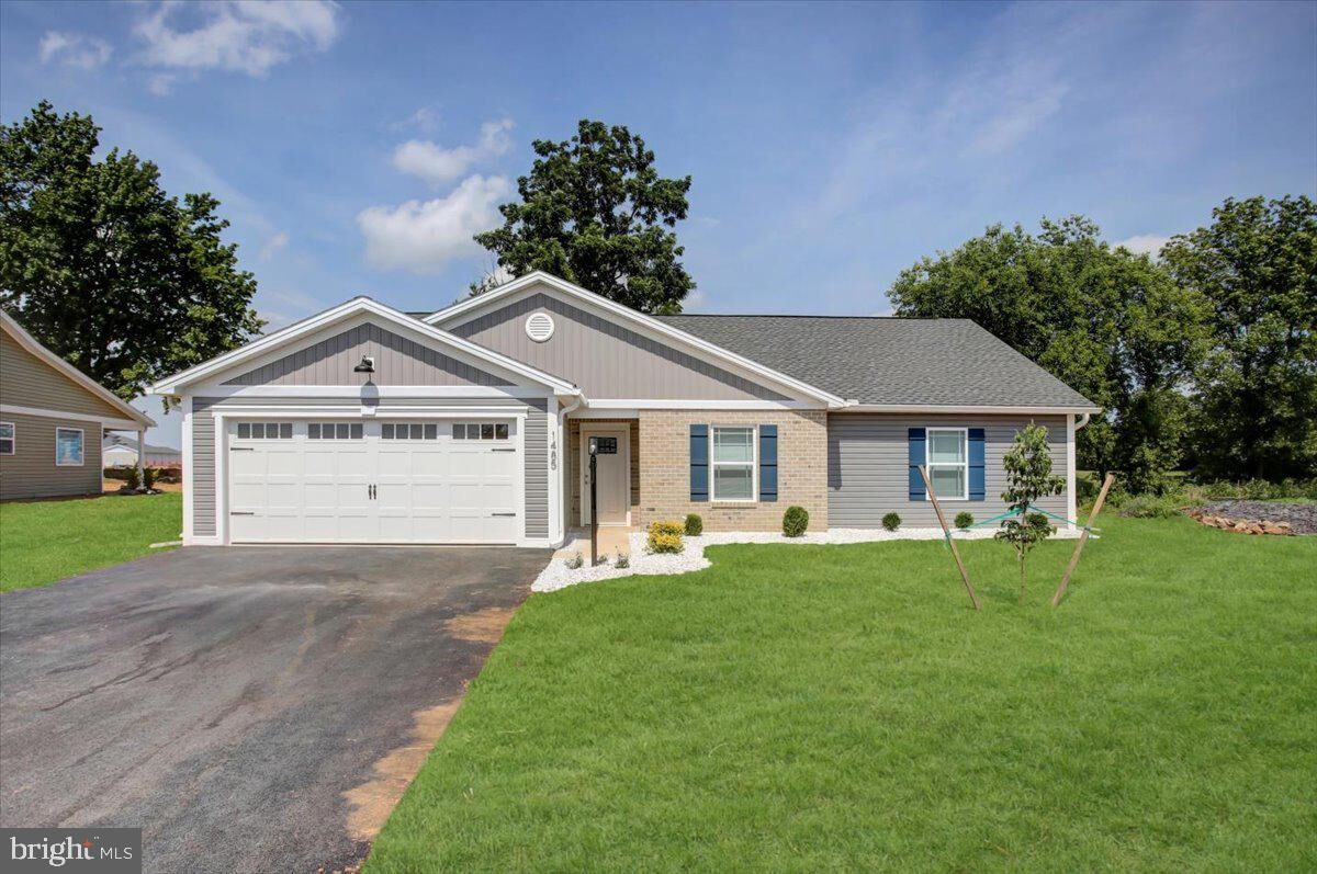 Property Photo: 1485 Treeline Drive PA 17202