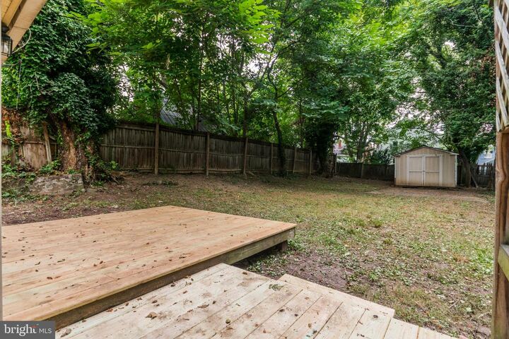 Property Photo: 118 E Monmouth Street VA 22601