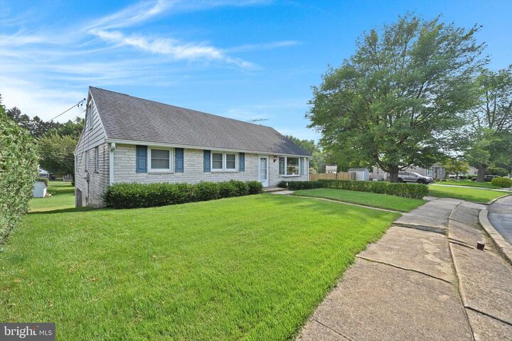 322 Morrison Road  Reading PA 19601 photo