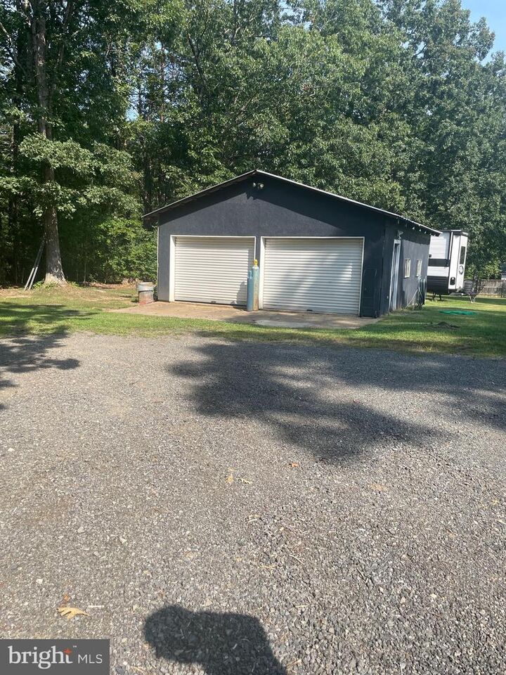 Property Photo: 13517 Silver Hill Road VA 22742