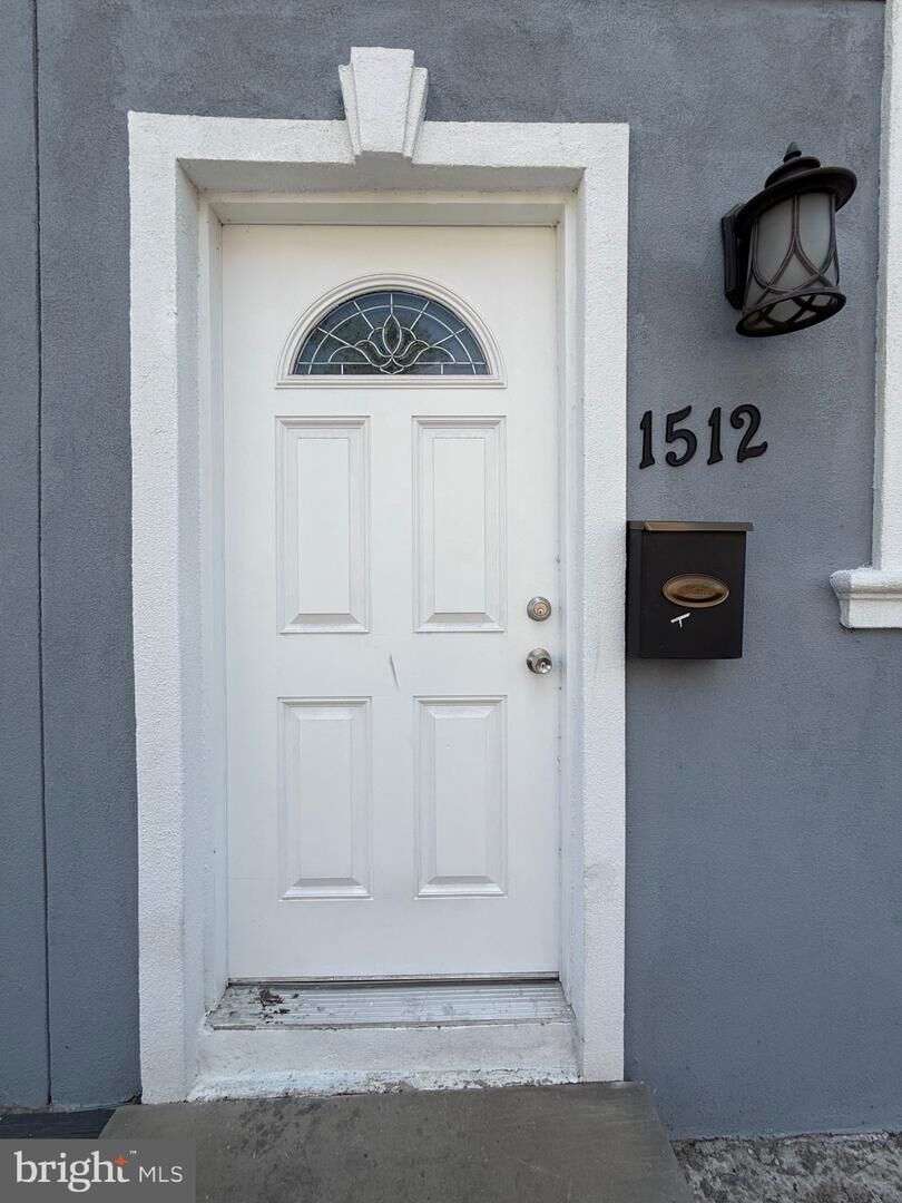 Property Photo:  1512 W York Street  PA 19132 