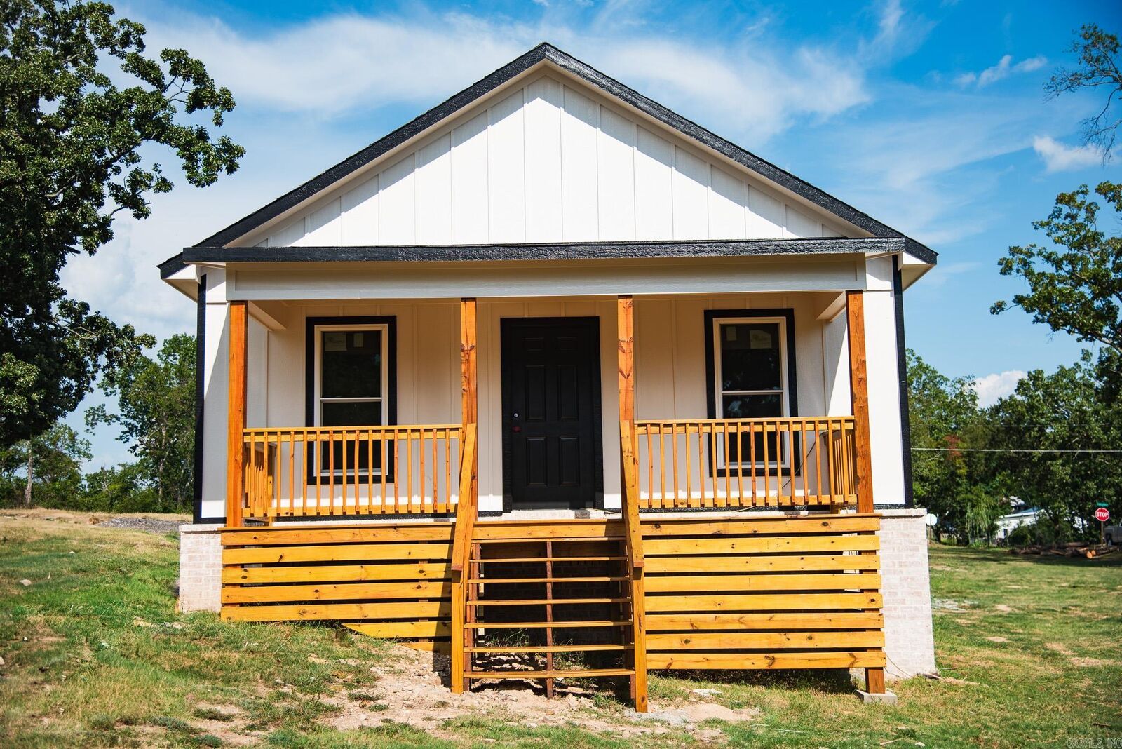 Property Photo:  306 Janette Street  AR 71901 