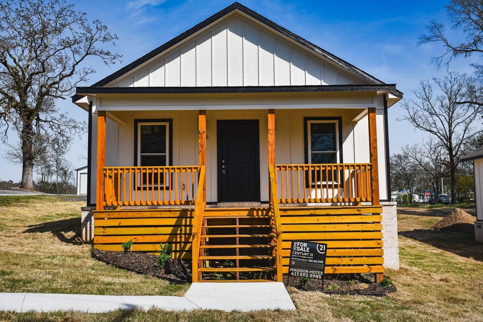 Property Photo:  306 Janette Street  AR 71901 