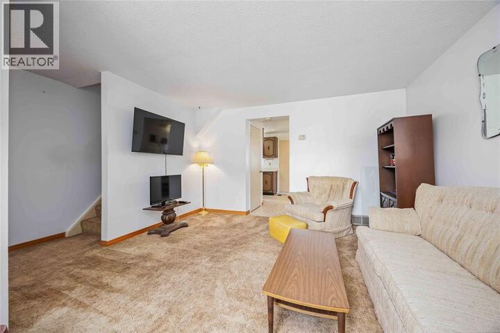 Property Photo:  1333 Ascot Circle  ON N7S 4B2 