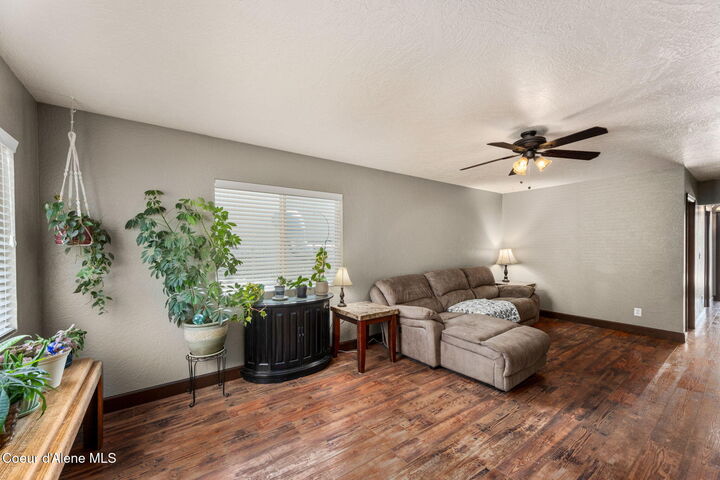 Property Photo:  164 W Hilgren Ave  ID 83835 