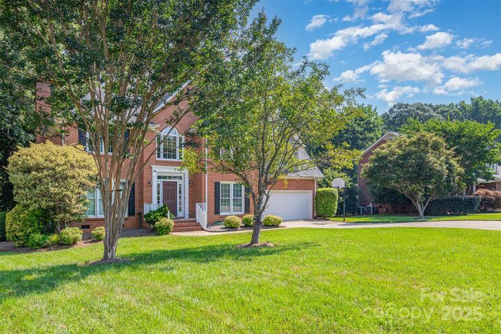 Property Photo:  1630 Village Court  NC 28054 
