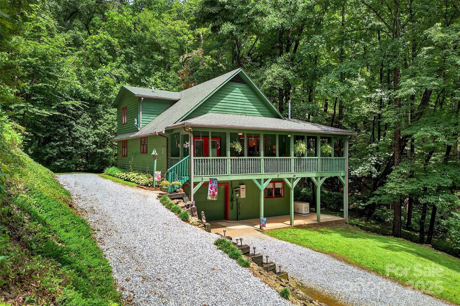 Property Photo: 349 Quarry Trail NC 28762