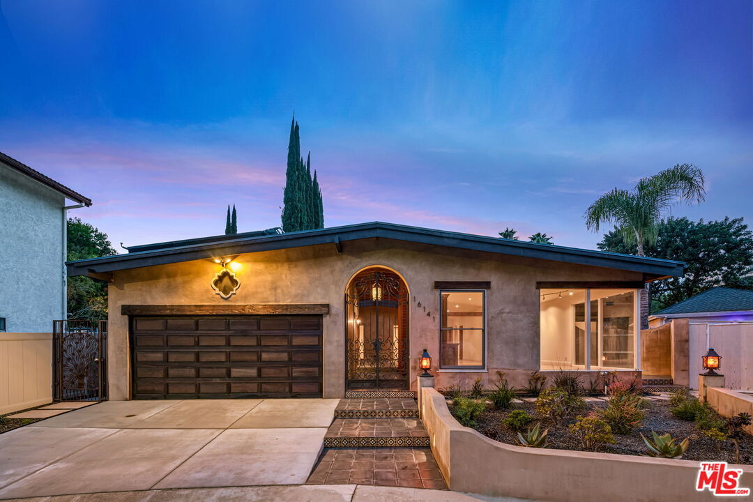 Property Photo:  16141 Bayberry Pl  CA 91403 