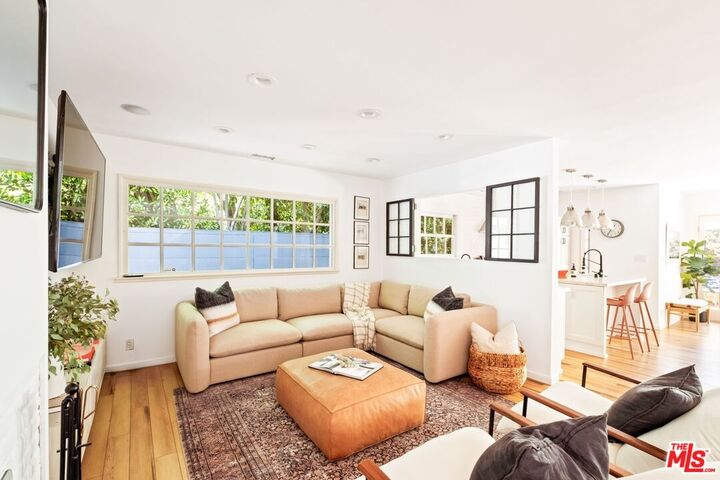 Property Photo:  2204 Stanley Hills Dr  CA 90046 