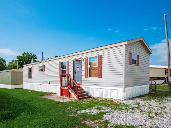 Property Photo: 2500 Harrisburg Pike OH 43123