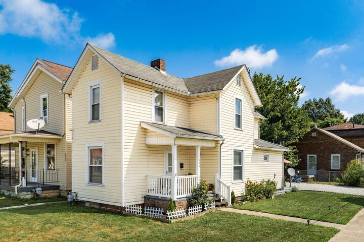 Property Photo: 404 Garfield Avenue OH 43130