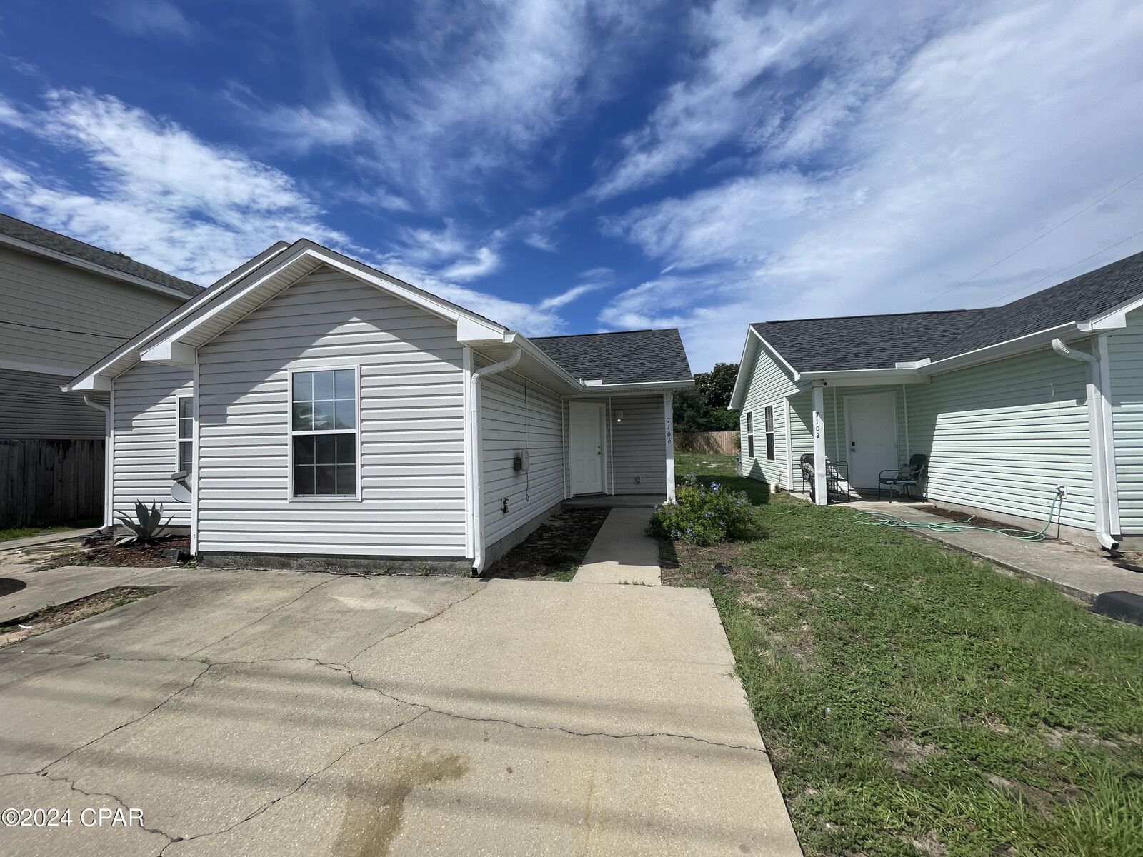 Property Photo: 7106 N Lagoon Drive FL 32408