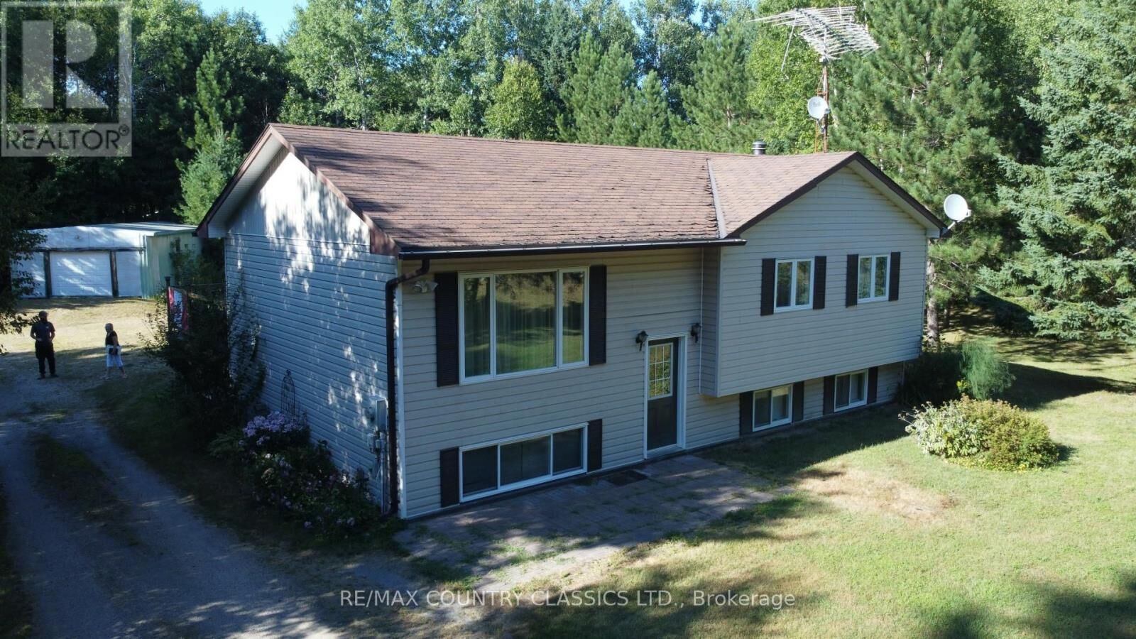 Property Photo: 1632 Division Road ON K0J 2A0
