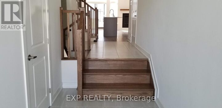 Property Photo: 814 Mochi Circle ON K2J 6Y9