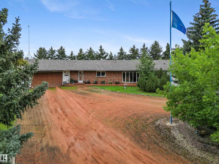 49027 Rge Road 63  Rural Brazeau County AB T0E 1Z0 photo