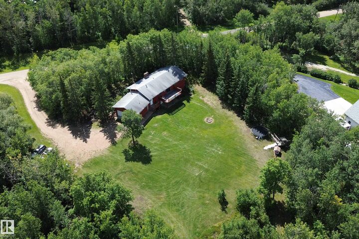 Property Photo: 52152 Rge Road 225 253 AB T8C 1C6