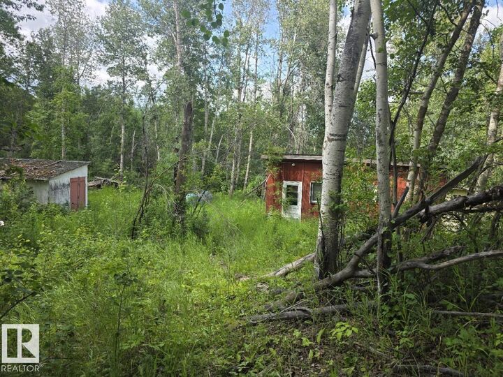Property Photo: 26417 Twp Road 512 18 AB T7Y 1G2
