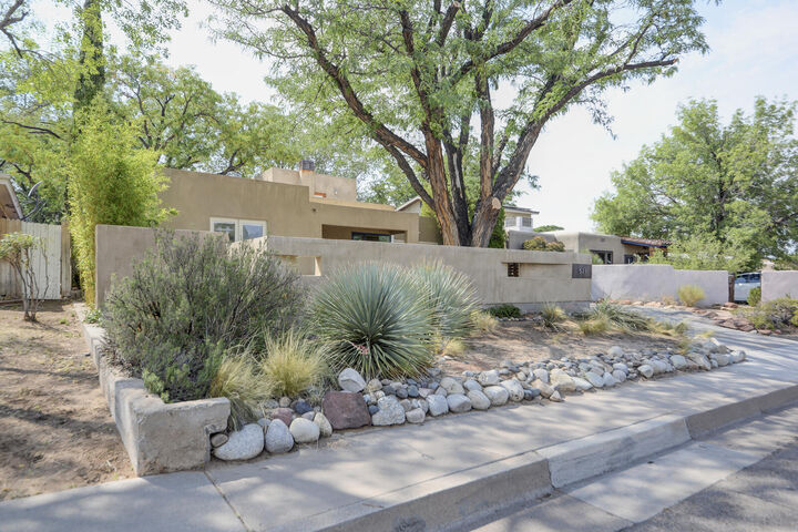 Property Photo: 521 Graceland Drive SE NM 87108