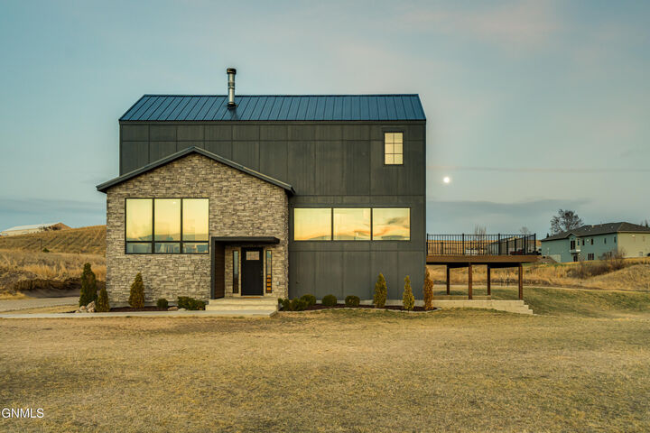 Property Photo:  6600 55th Avenue SE  ND 58504 