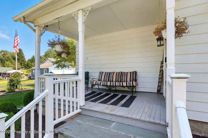 Property Photo: 1384 State Route 106 PA 18407