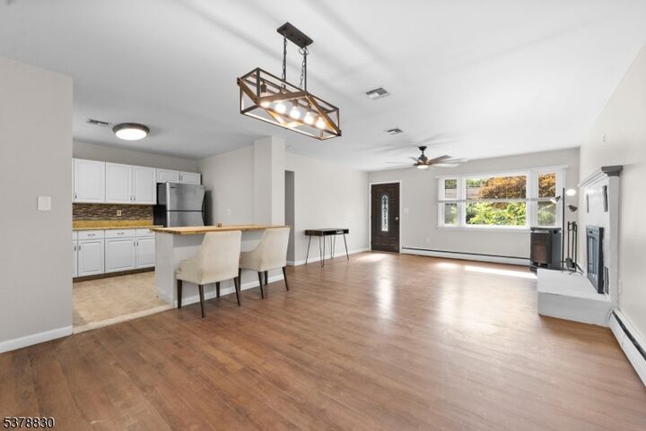 Property Photo: 7 Pawnee Trl NJ 07438