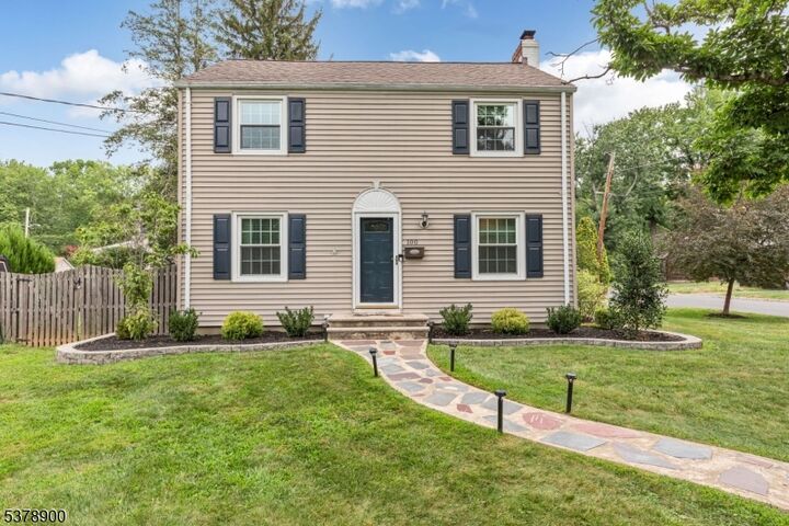 100 Willoughby Rd  Fanwood Boro NJ 07023 photo