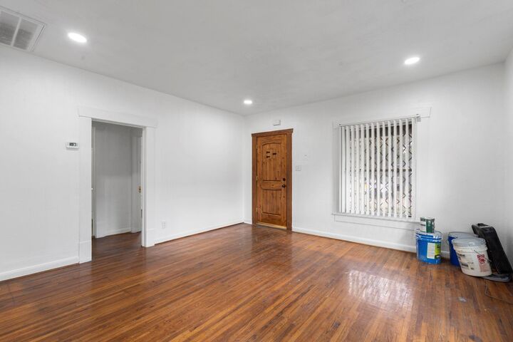 Property Photo: 6633 Avenue T TX 77011
