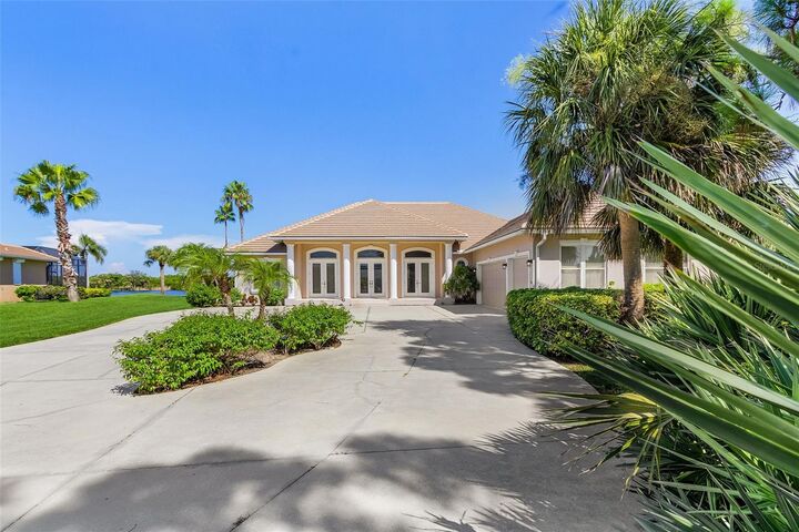 Property Photo: 1080 Matecumbe Key Road FL 33955
