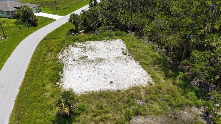 Property Photo:  109 Hawk Drive  FL 33947 