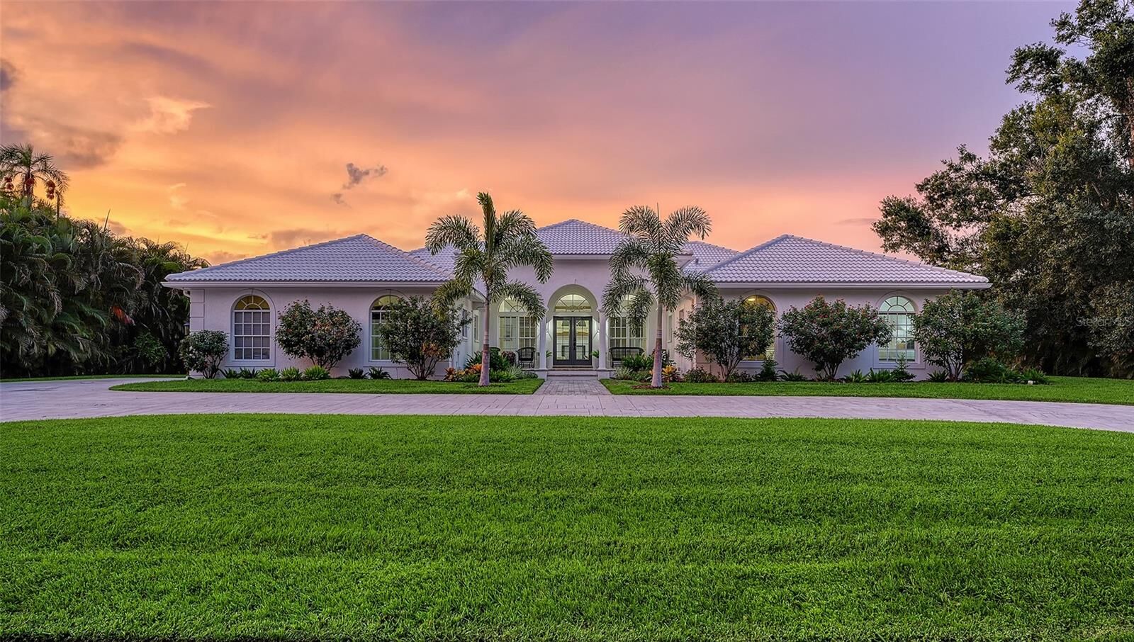Property Photo:  3639 Beneva Oaks Boulevard  FL 34238 