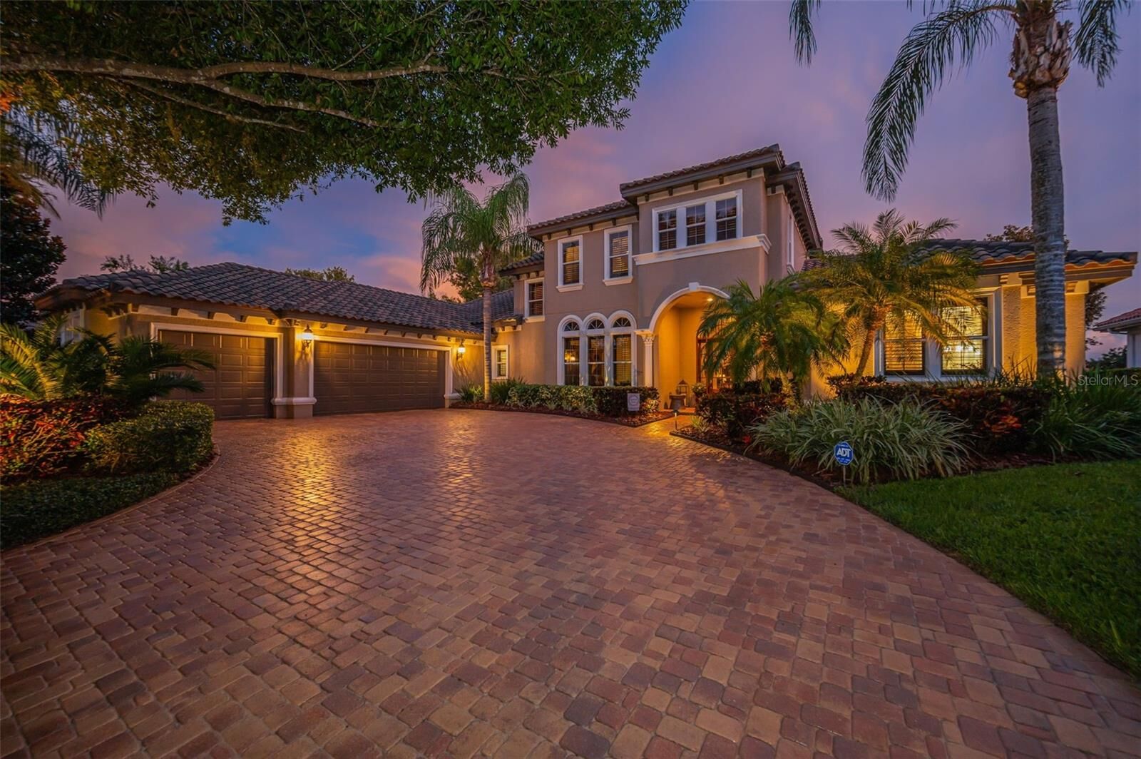 Property Photo:  10544 Pontofino Circle  FL 34655 