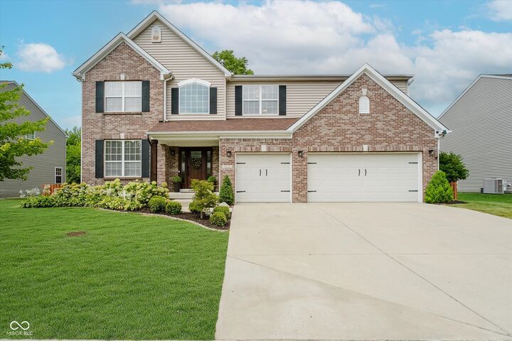 Property Photo: 13176 Ambergate Drive IN 46037