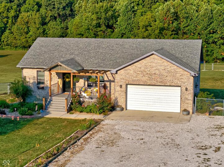 Property Photo: 661 W County Road 1000 S IN 46120
