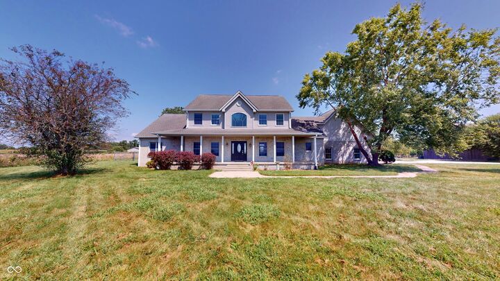 Property Photo: 6705 E County Road 800 N IN 46105
