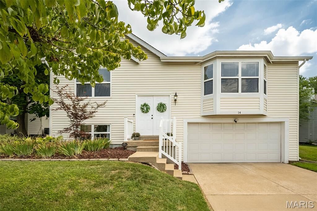 Property Photo: 14 Kingspointe Drive MO 63376