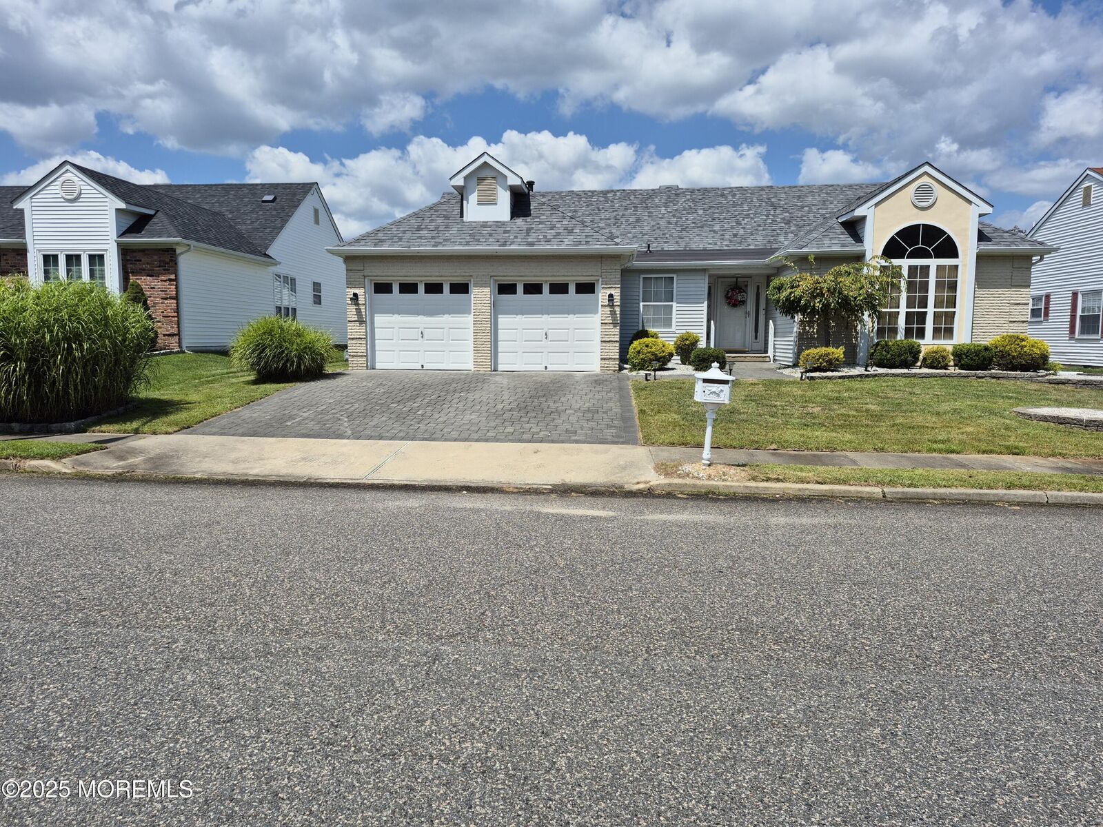 Property Photo:  18 Narberth Way  NJ 08757 
