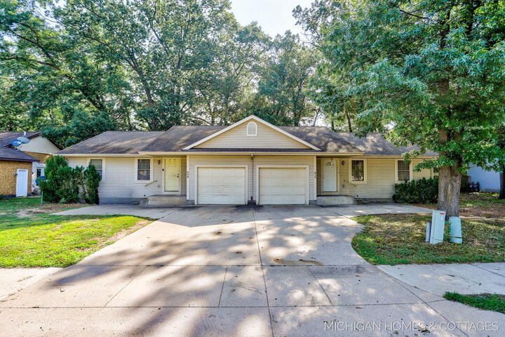 508 512 Quarterline Road  Muskegon MI 49442 photo